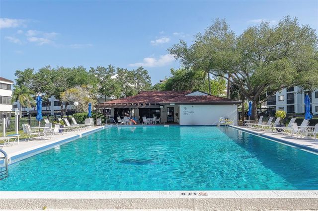 2593 COUNTRYSIDE BOULEVARD 7313, Clearwater, FL 33761