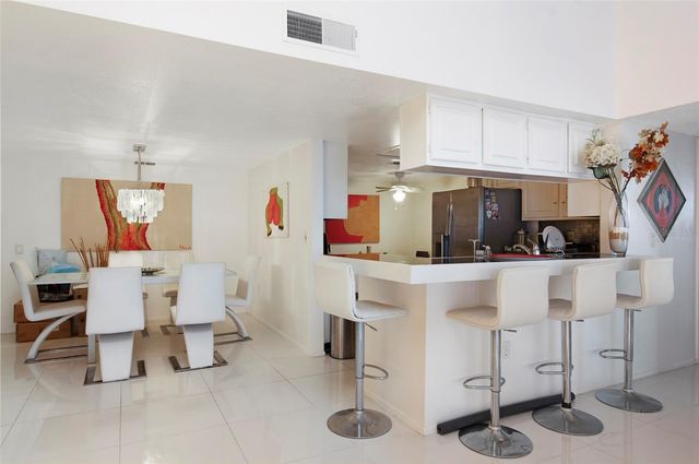 2593 COUNTRYSIDE BOULEVARD 7313, Clearwater, FL 33761