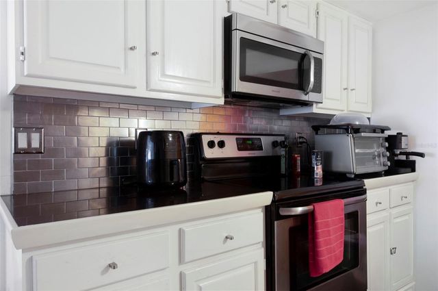 2593 COUNTRYSIDE BOULEVARD 7313, Clearwater, FL 33761