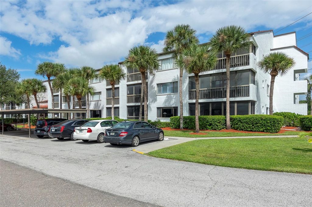 2593 COUNTRYSIDE BOULEVARD 7313, Clearwater, FL 33761