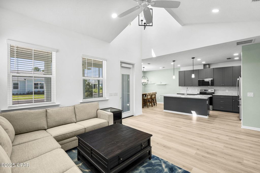 Image 5 of property listing at 8686 Sand Dollar Drive, Panama City Beach, FL 32413