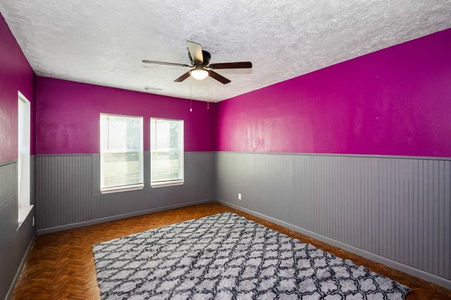 109 Maple Street, Highlands, TX 77562