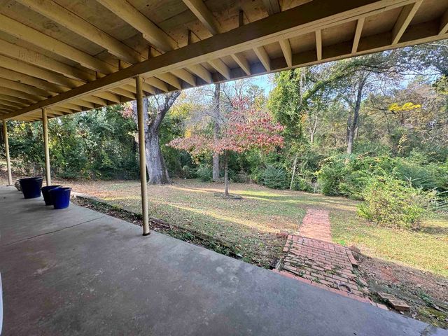 2605 W Azalea Dr., Tyler, TX 75701