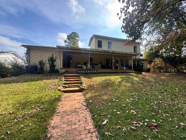 2605 W Azalea Dr., Tyler, TX 75701