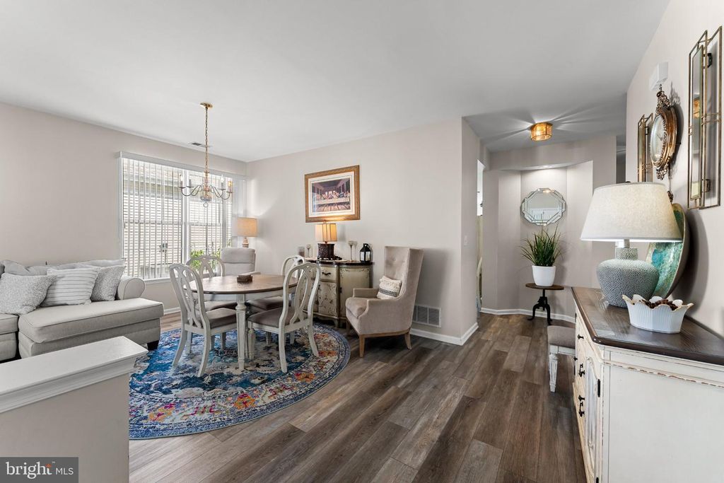534 WESTON DR, GALLOWAY, NJ 08205 — photo 2