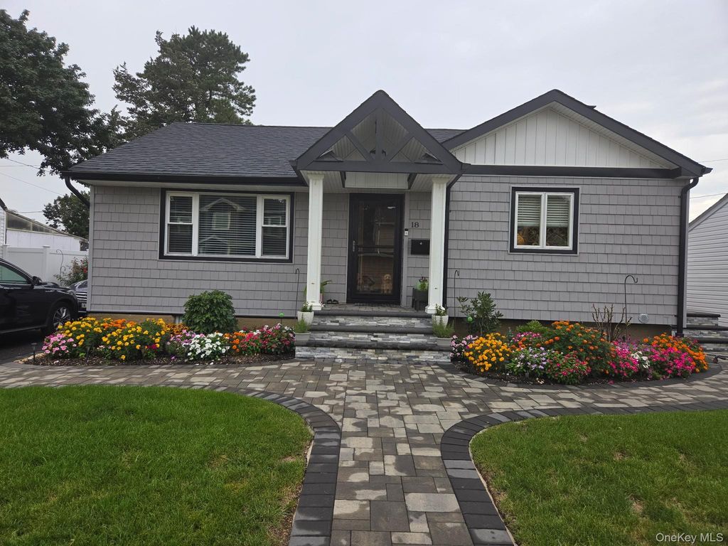 18 Devon Road, Bethpage, NY 11714 — exterior