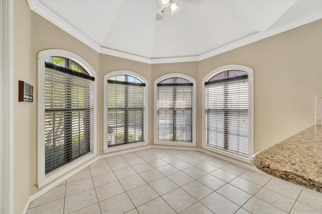 2019 Spring Field Road, Houston, TX 77062