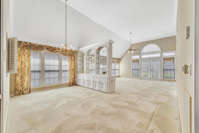 2019 Spring Field Road, Houston, TX 77062