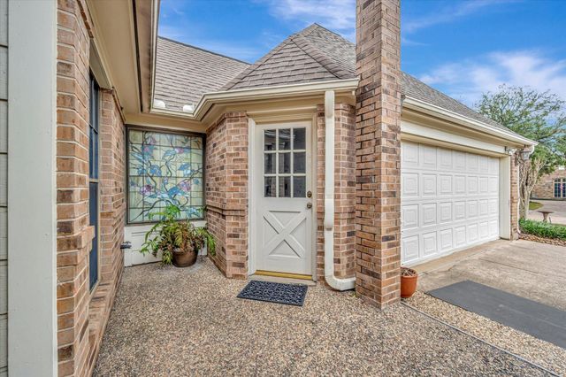 2019 Spring Field Road, Houston, TX 77062