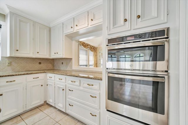 2019 Spring Field Road, Houston, TX 77062