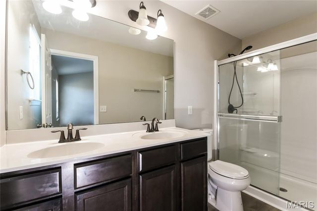 114 Shire Drive, Lake St Louis, MO 63367