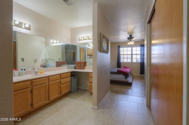 14975 S OAKMONT Drive, Arizona City, AZ 85123
