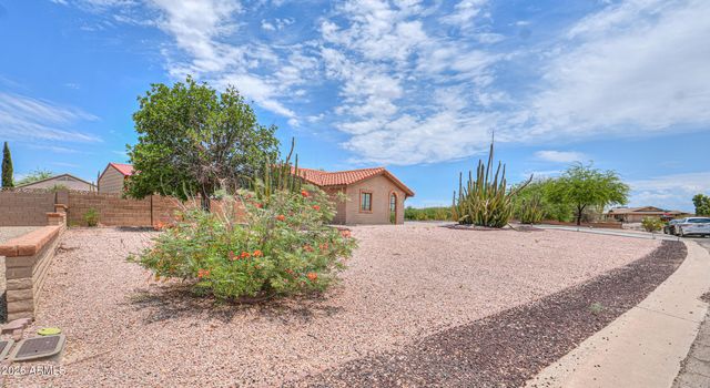14975 S OAKMONT Drive, Arizona City, AZ 85123