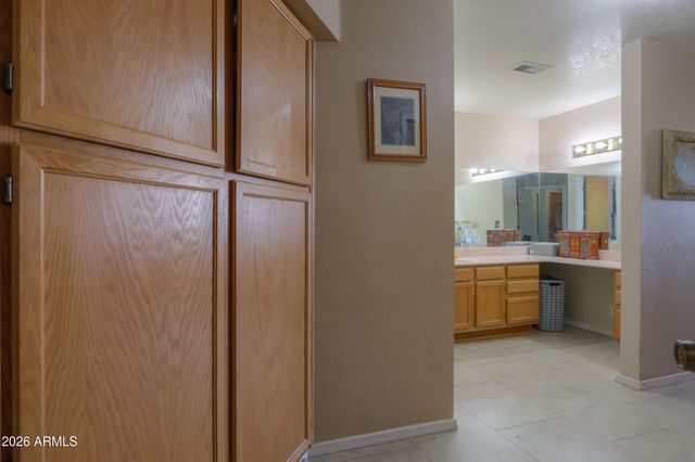 14975 S OAKMONT Drive, Arizona City, AZ 85123