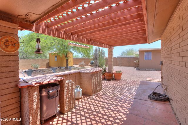14975 S OAKMONT Drive, Arizona City, AZ 85123