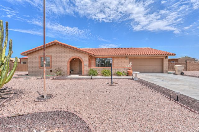 14975 S OAKMONT Drive, Arizona City, AZ 85123