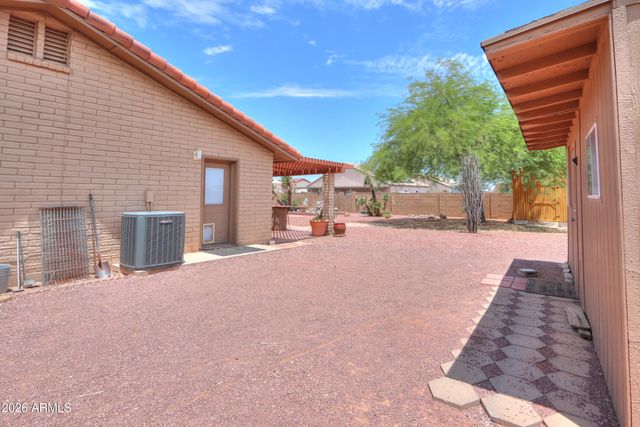 14975 S OAKMONT Drive, Arizona City, AZ 85123