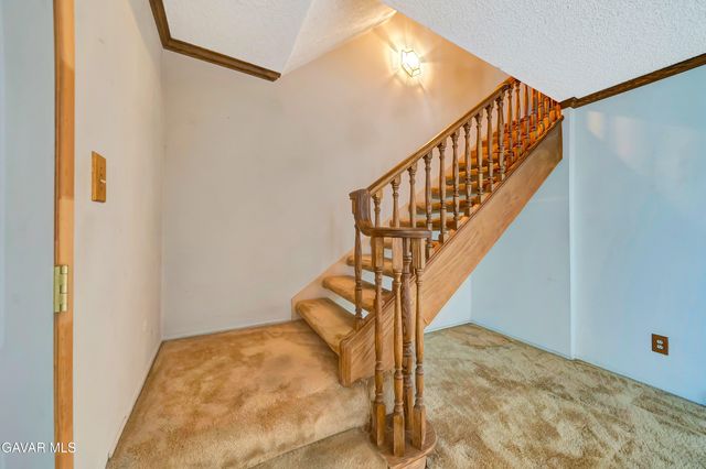 2929 W Avenue J4, Lancaster, CA 93536