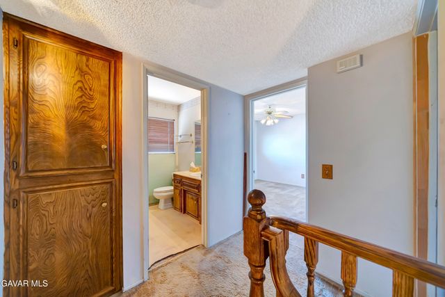 2929 W Avenue J4, Lancaster, CA 93536