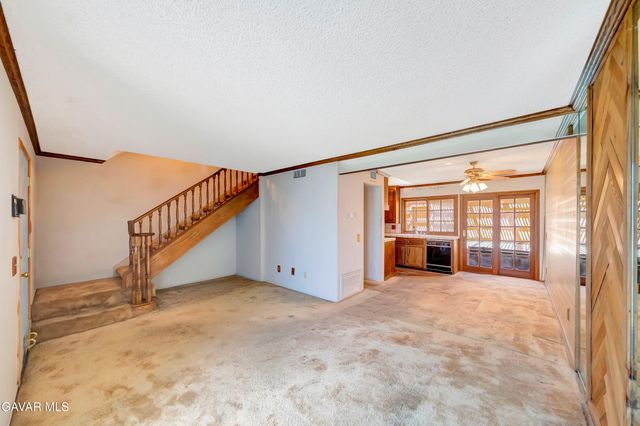 2929 W Avenue J4, Lancaster, CA 93536
