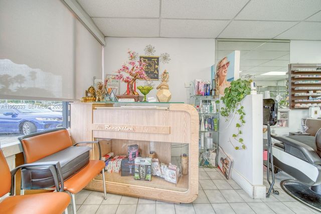 Full-Service Beauty Salon For Sale In Sweetwater, Sweetwater, FL 33174