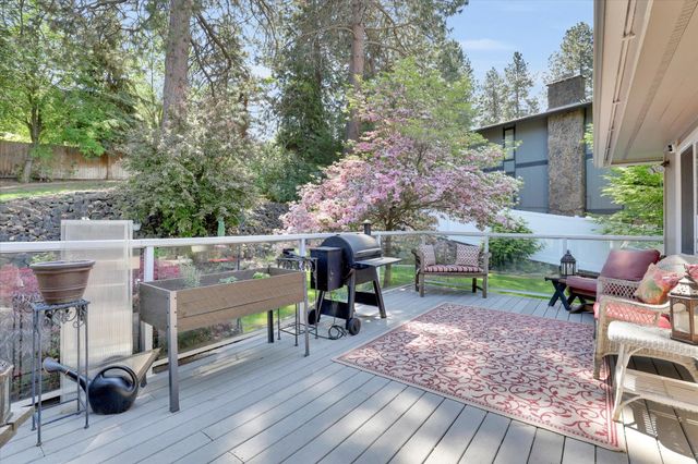 2205 S Conklin Rd, Veradale, WA 99037