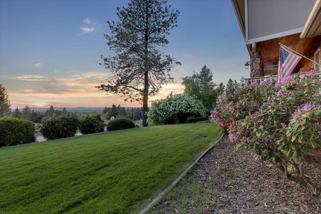 2205 S Conklin Rd, Veradale, WA 99037