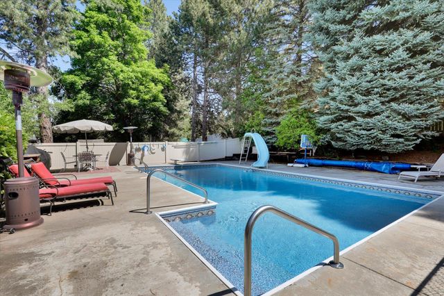 2205 S Conklin Rd, Veradale, WA 99037