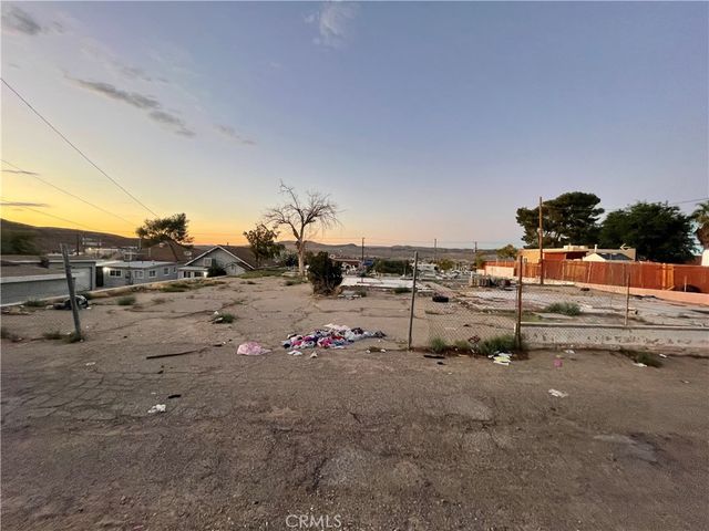 226 E Fredricks, Barstow, CA 92311