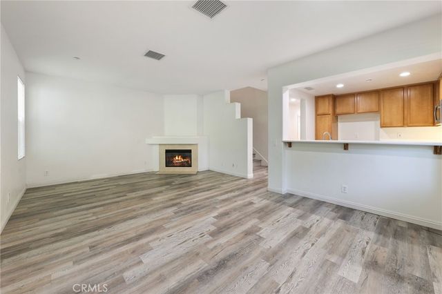 300 Dewdrop, Irvine, CA 92603
