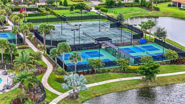 9728 HIGHLAND PARK PLACE, Palmetto, FL 34221