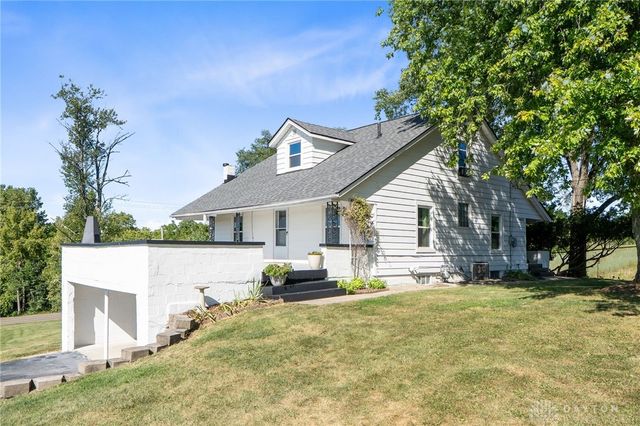 9471 Deardoff Road, Franklin, OH 45005