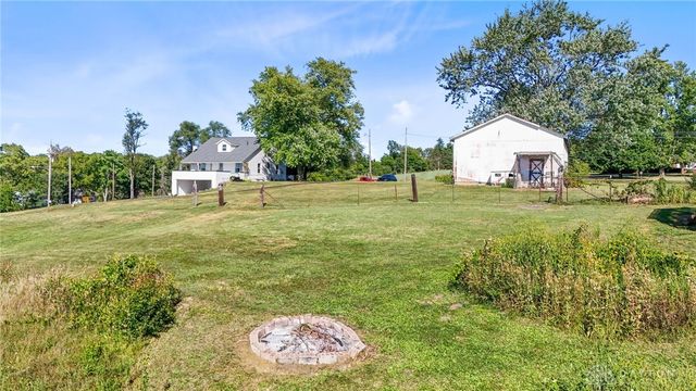 9471 Deardoff Road, Franklin, OH 45005