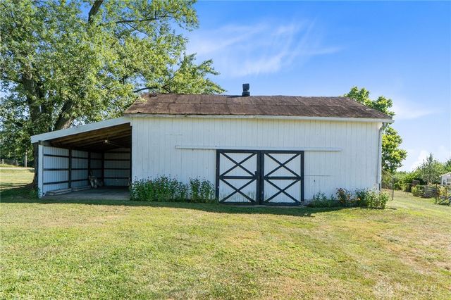 9471 Deardoff Road, Franklin, OH 45005