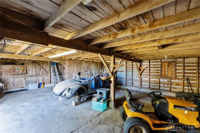 9471 Deardoff Road, Franklin, OH 45005