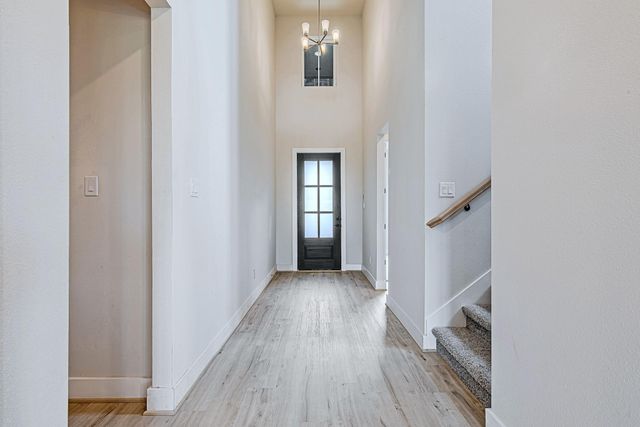 177 Peninsula Point Drive, Montgomery, TX 77356