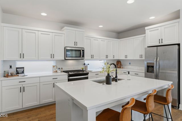 3757 NE Petrosa Avenue, Bend, OR 97701