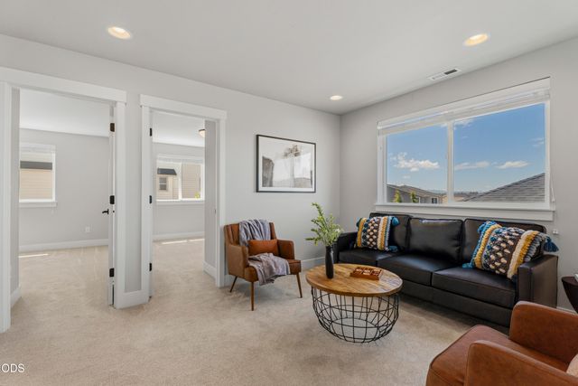 3757 NE Petrosa Avenue, Bend, OR 97701