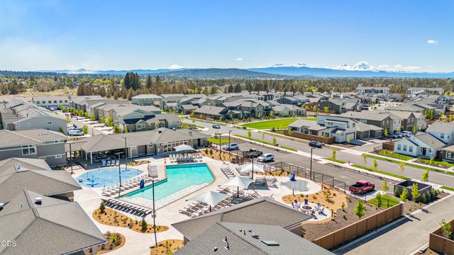 3757 NE Petrosa Avenue, Bend, OR 97701