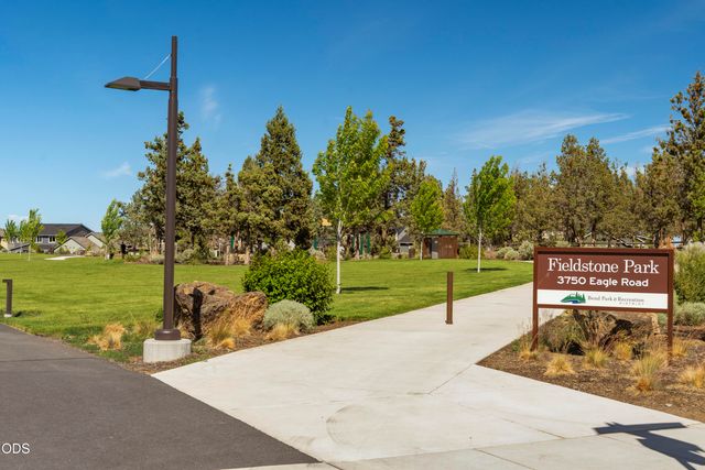 3757 NE Petrosa Avenue, Bend, OR 97701