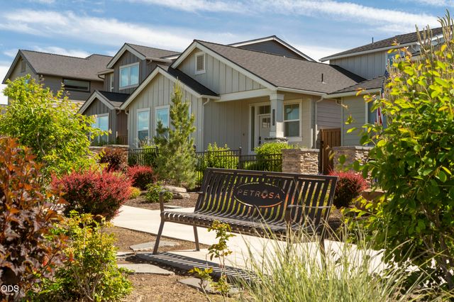 3757 NE Petrosa Avenue, Bend, OR 97701