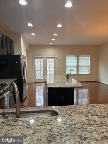 11707 EMERALD GREEN DR, Clarksburg, MD 20871