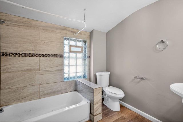 2840 N 58th STREET, Milwaukee, WI 53210