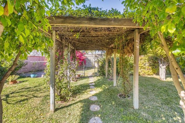 1241 Flintlock Rd, Diamond Bar, CA 91765