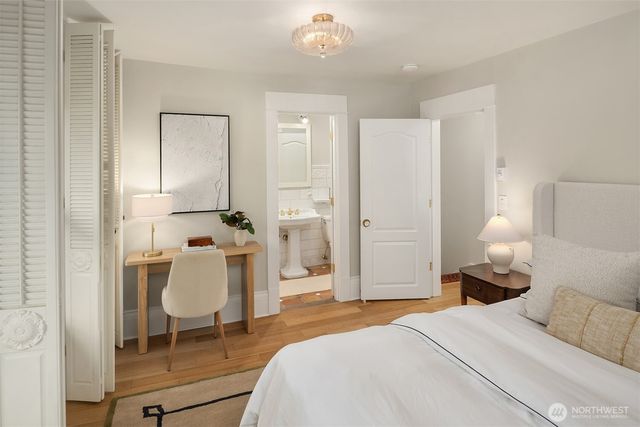 2307 Broadway E, Seattle, WA 98102