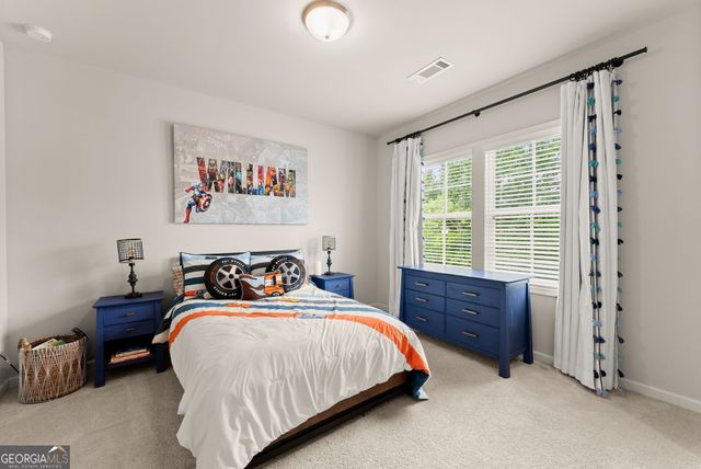 7066 Tree House Way, Flowery Branch, GA 30542