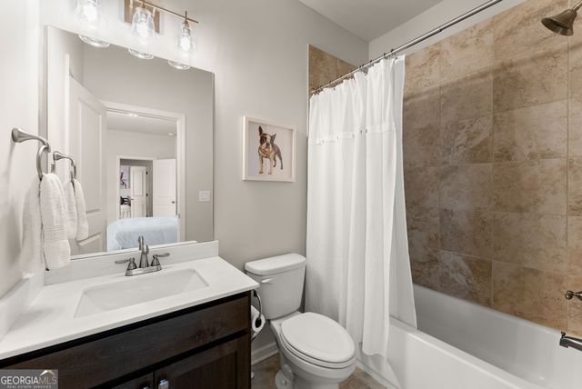 7066 Tree House Way, Flowery Branch, GA 30542