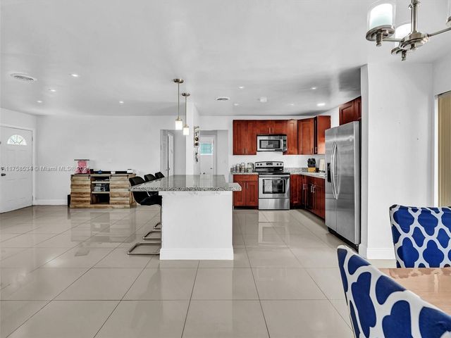 4401 Johnson St, Hollywood, FL 33021