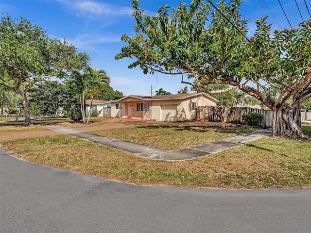 4401 Johnson St, Hollywood, FL 33021