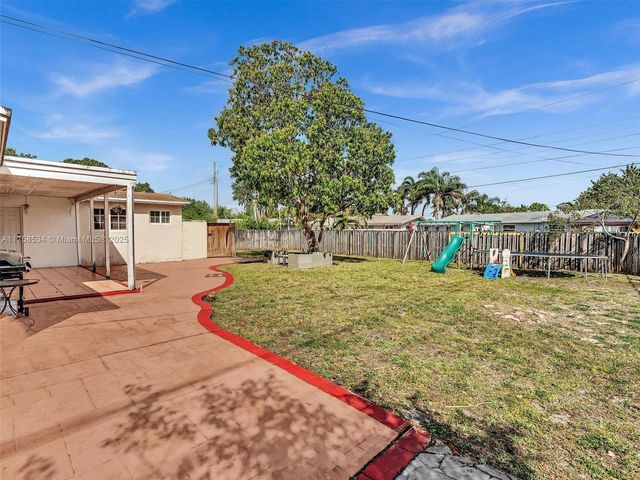 4401 Johnson St, Hollywood, FL 33021